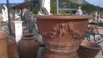 vaso in terracotta Impruneta, con angeli e festoni